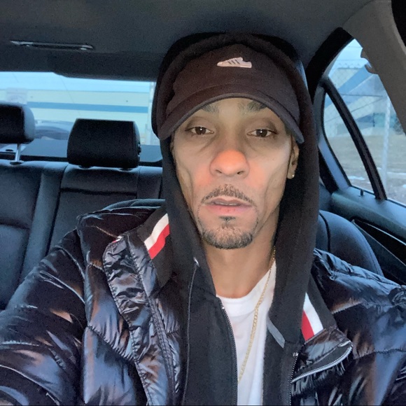 Meet your Posher, Famousdagod - Picture 2 of 2